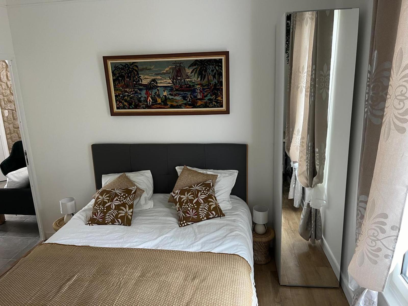 Chambre Tout Confort Hotel Limay Buitenkant foto